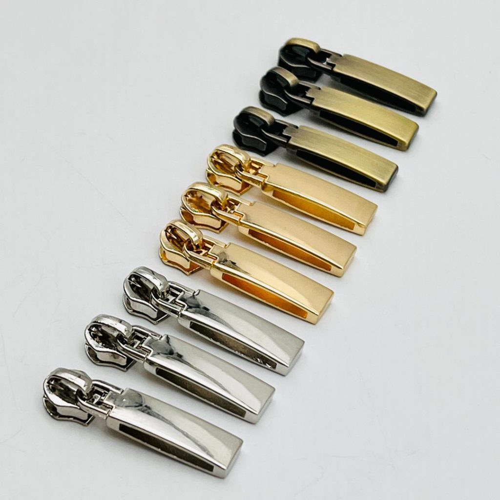 سرزیپ فانتزی چاکدار